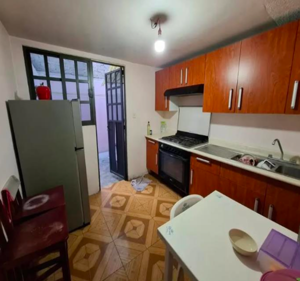 Casa en venta en San Juan Bautista, Uruapan — foto 3 de 8