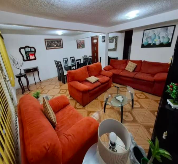 Casa en venta en San Juan Bautista, Uruapan — foto 2 de 8