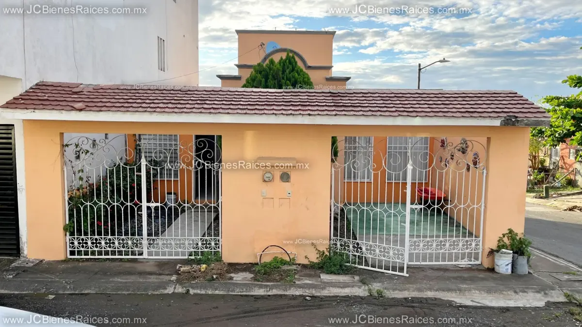 Casa en venta en Palma Real, Veracruz — foto 1 de 19