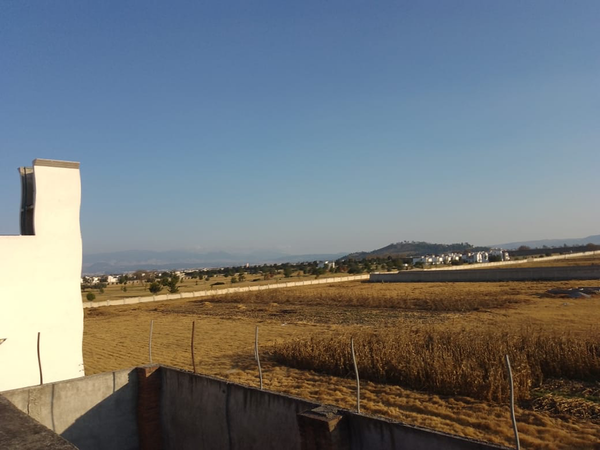 Terreno en venta en San Miguel Totocuitlapilco, Metepec
