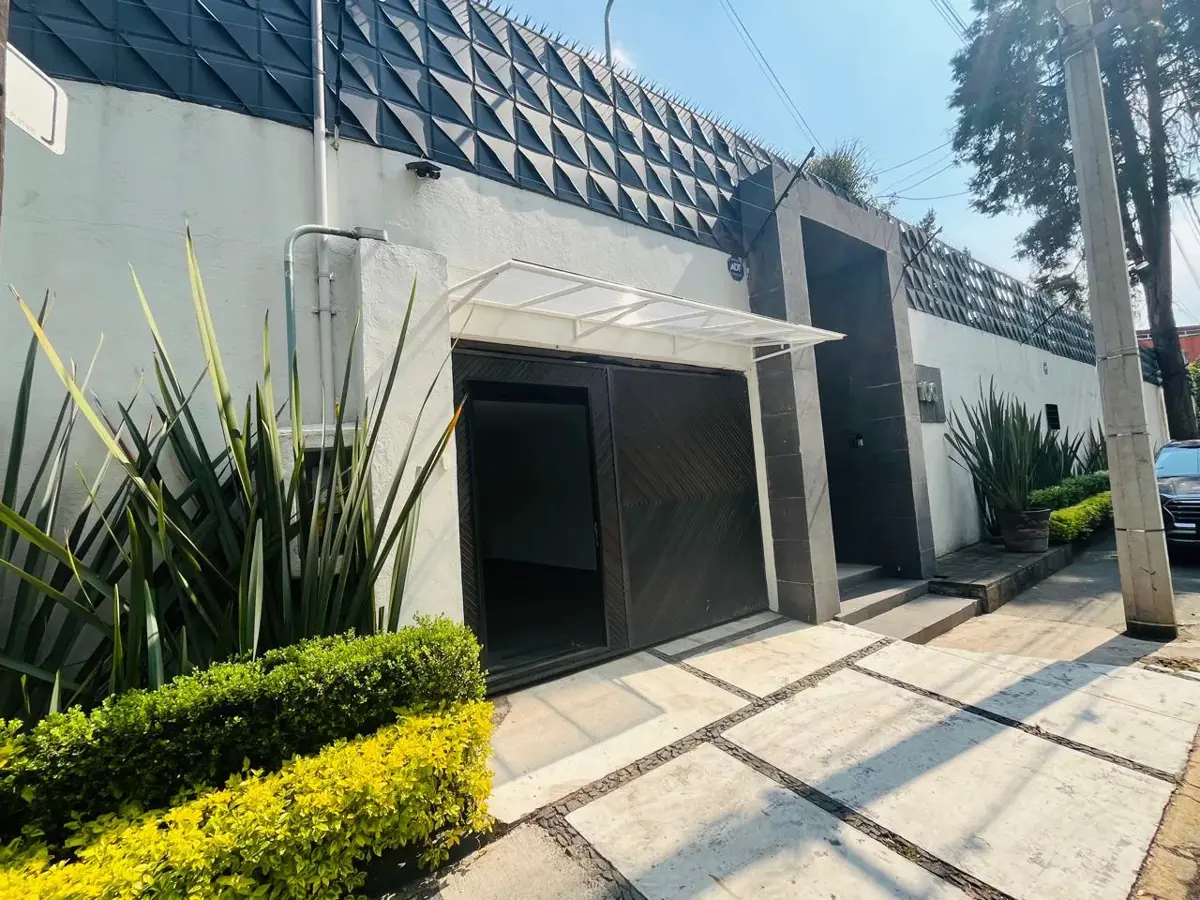 Casa en renta en Jardines del Pedregal, Álvaro Obregón — foto 1 de 23