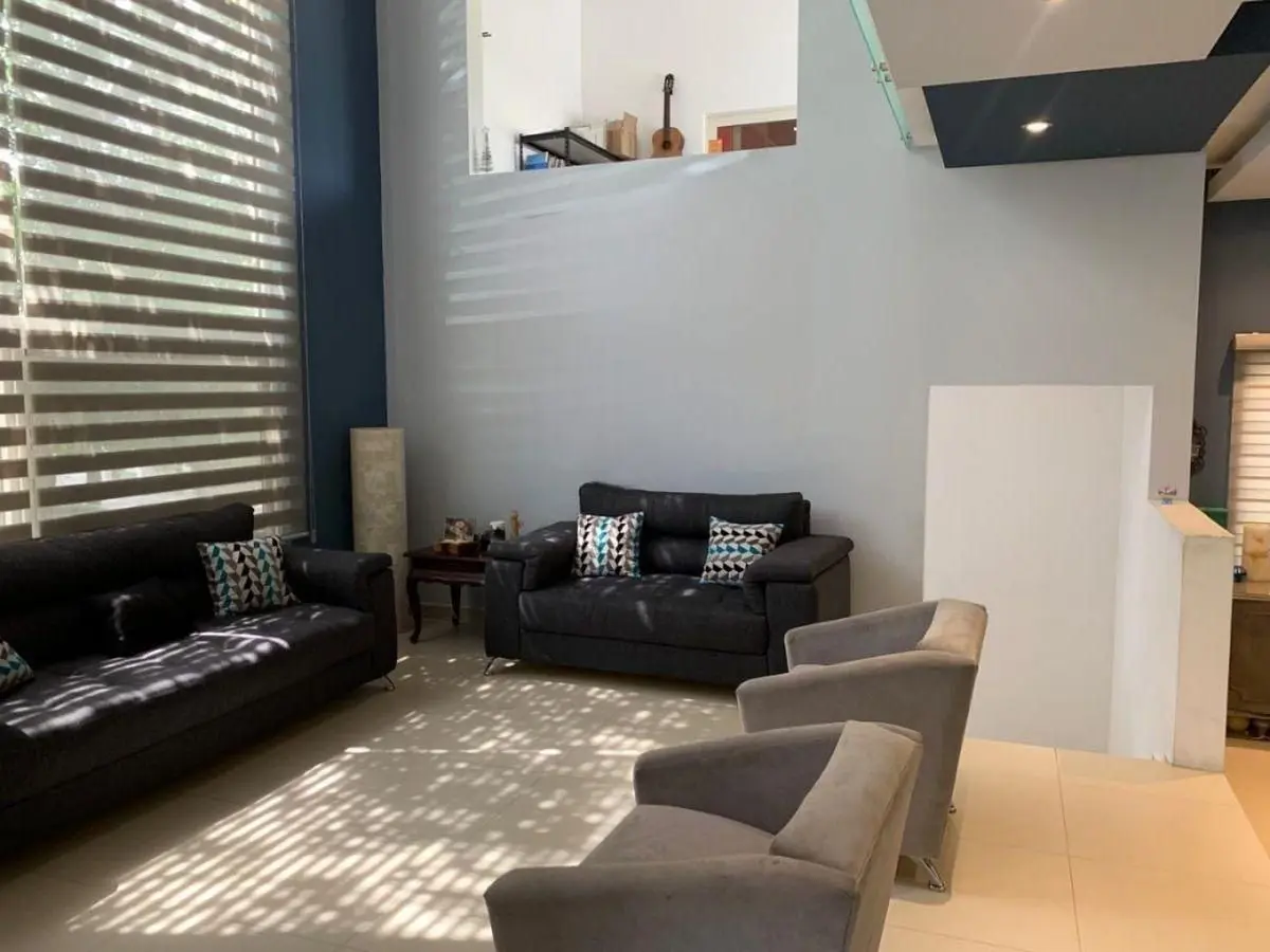 Casa en venta en Contry Sur, Monterrey — foto 1 de 15