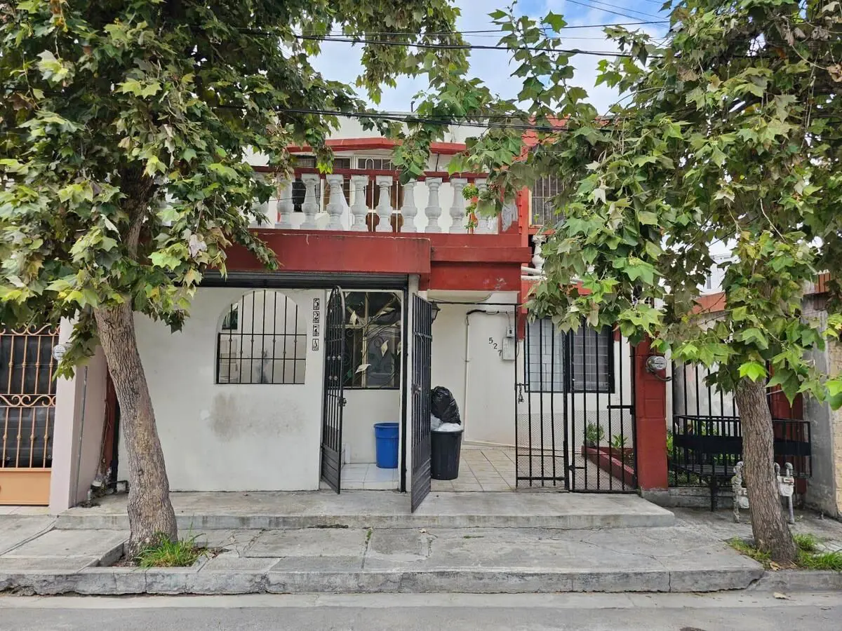 Casa en venta en Mitras Norte, Monterrey — foto 1 de 12