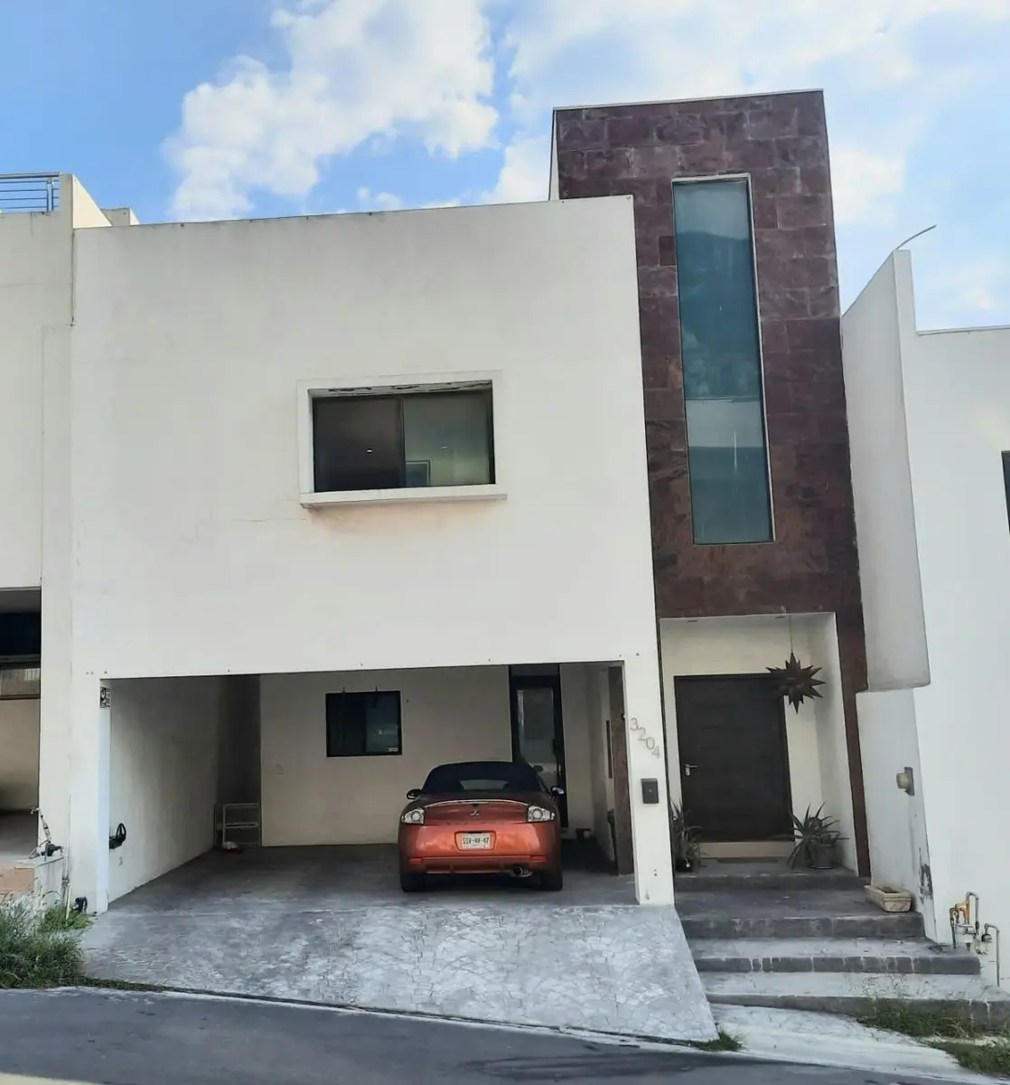 Casa en venta en Colinas del Valle, Monterrey — foto 1 de 20