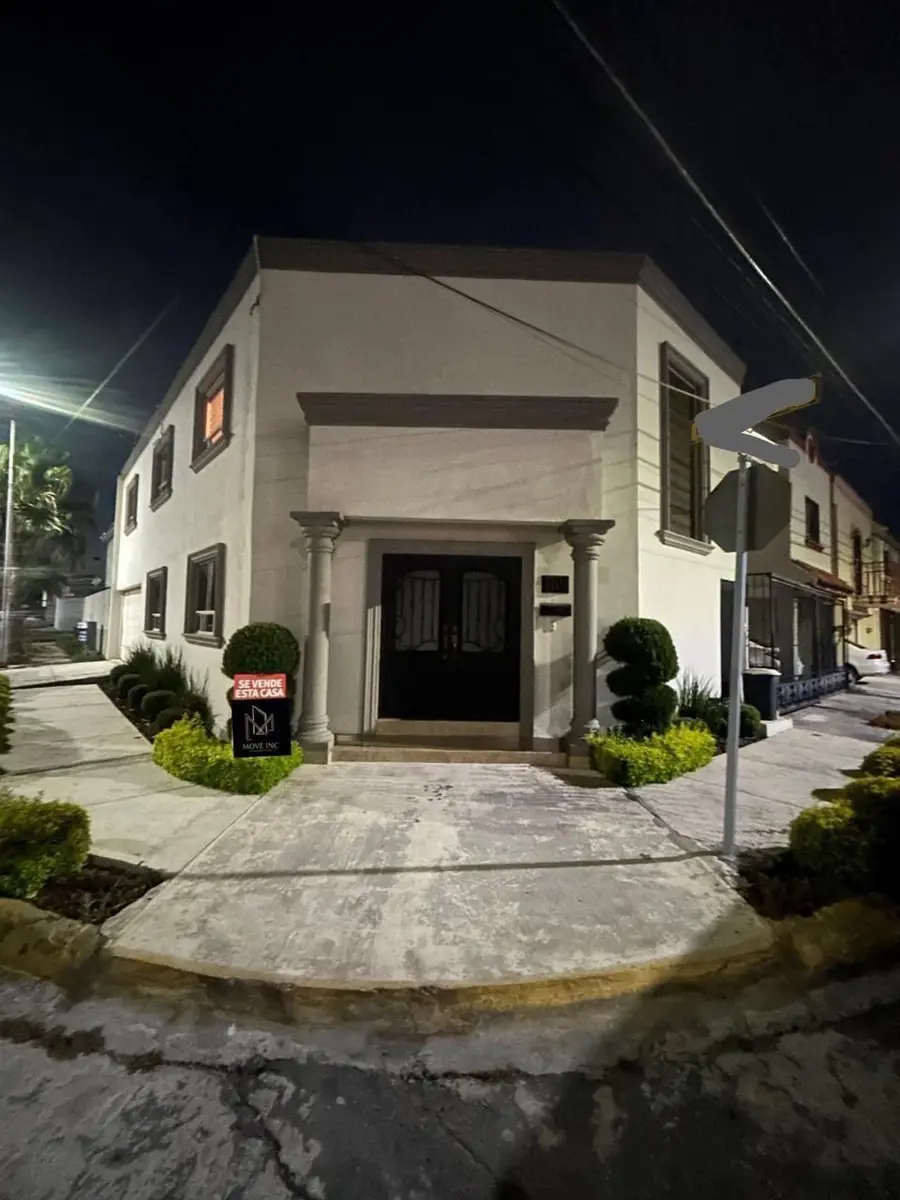 Casa en venta en Bosques de Lindavista, San Nicolás de los Garza — foto 1 de 17