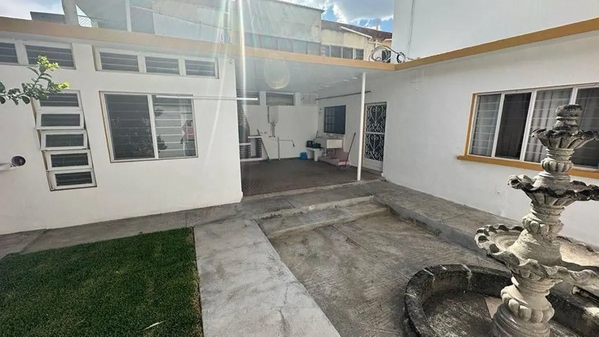 Casa en venta en La Pastora, Guadalupe — foto 1 de 19