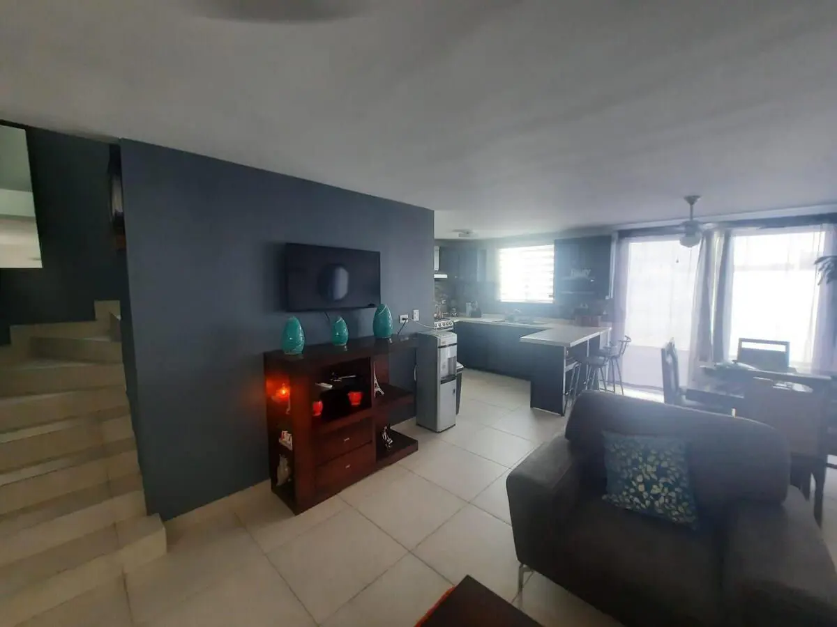 Casa en venta en Cumbres Provenza Cerrada Lux, García — foto 1 de 24