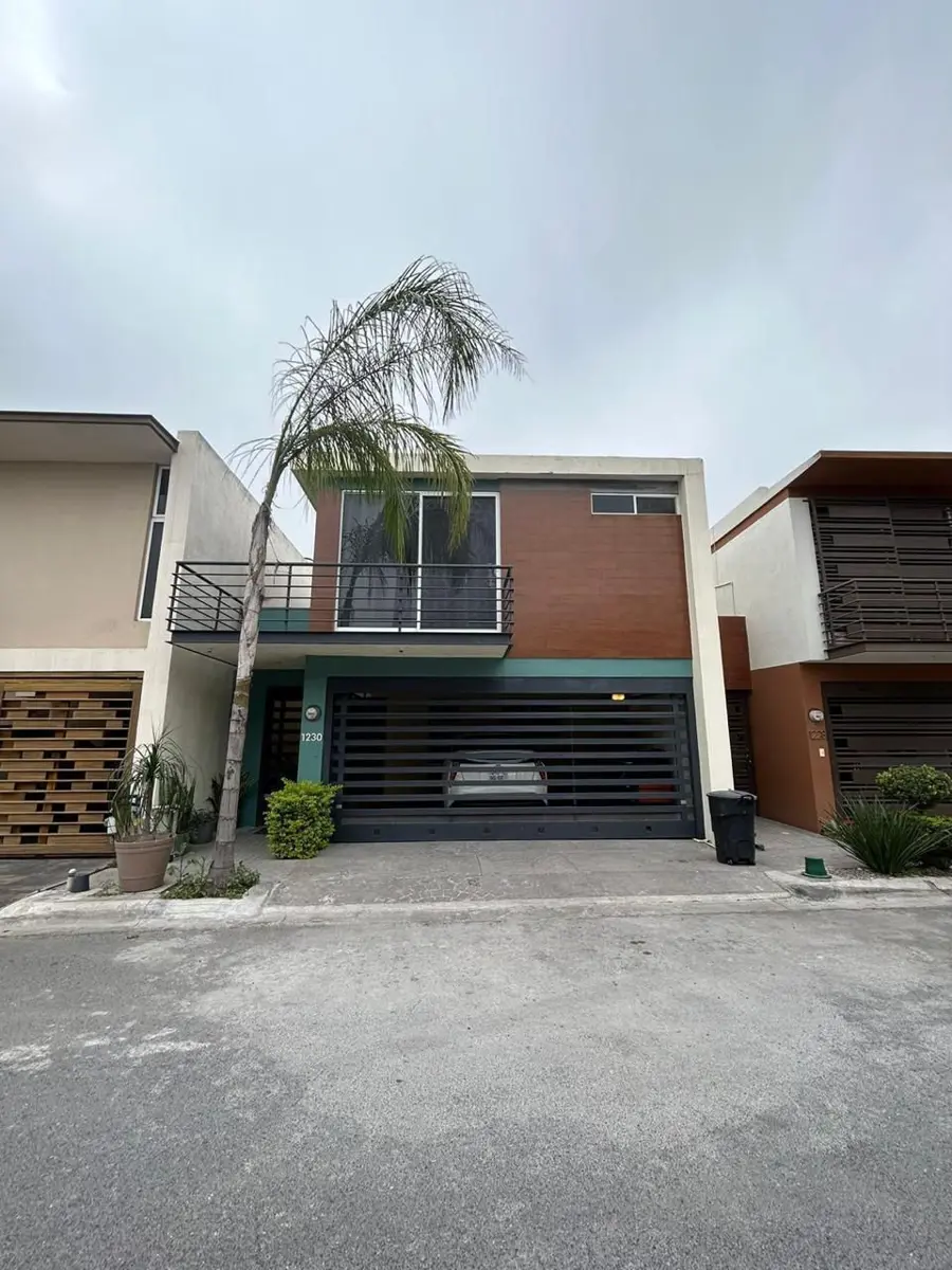 Casa en venta en Cerradas de Anáhuac Sector Premier, General Escobedo — foto 1 de 23