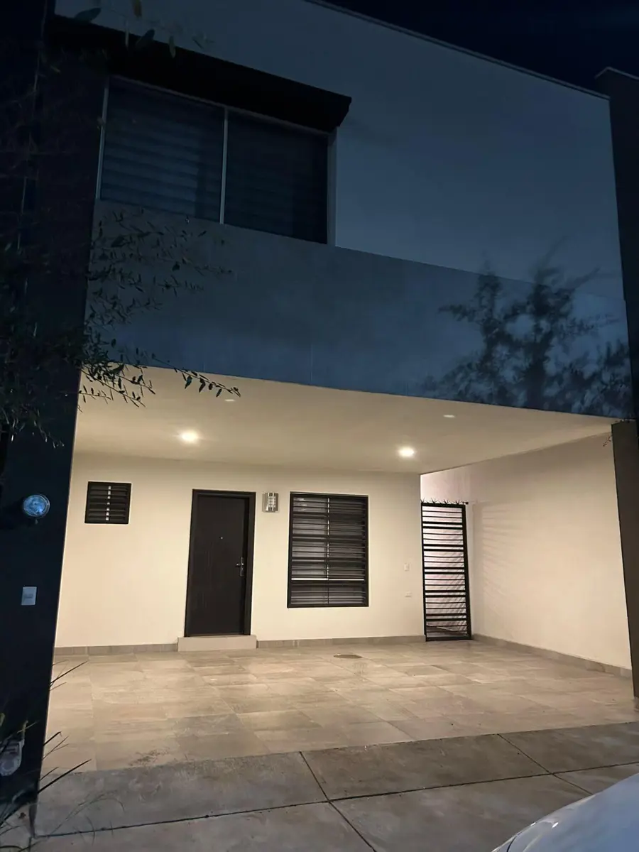 Casa en renta en Parque Industrial Escobedo, General Escobedo — foto 1 de 13