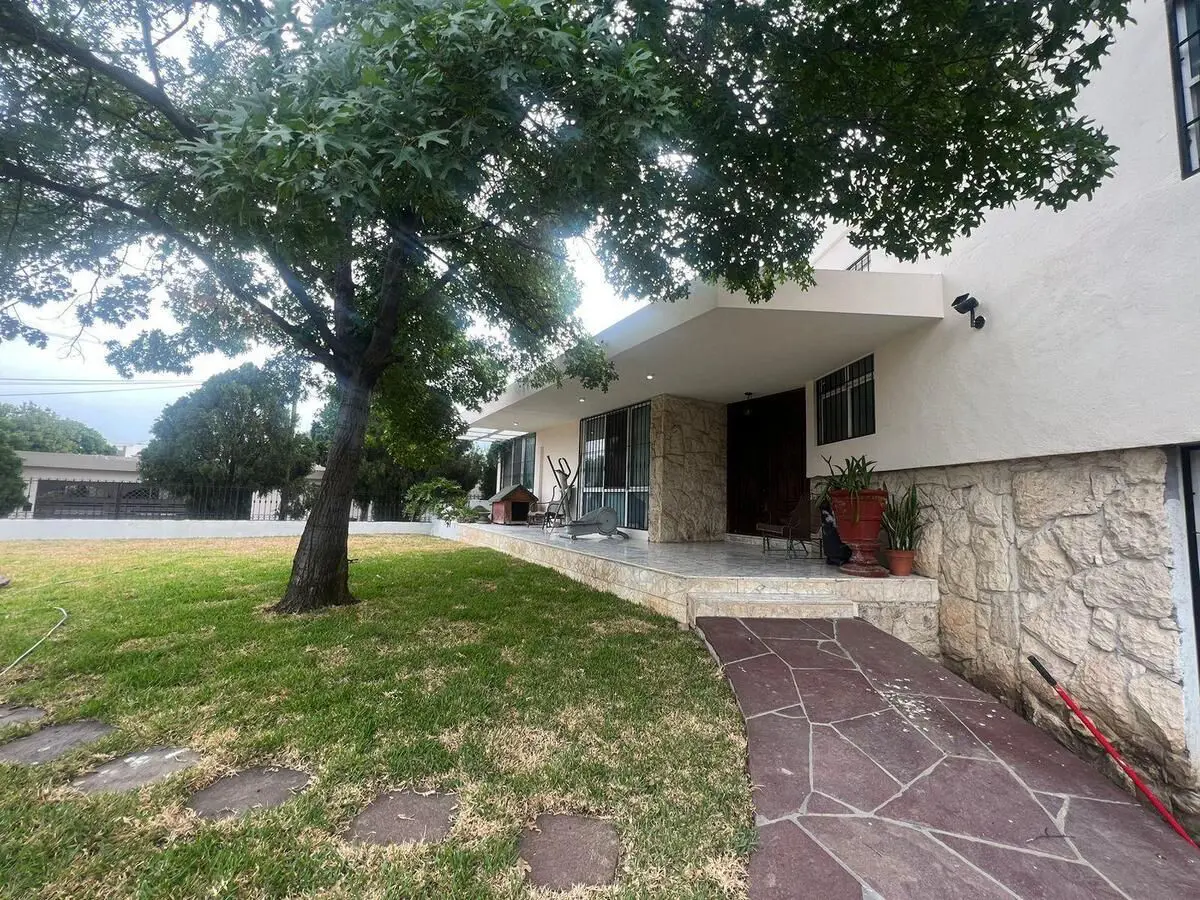 Casa en venta en Contry, Monterrey — foto 1 de 14