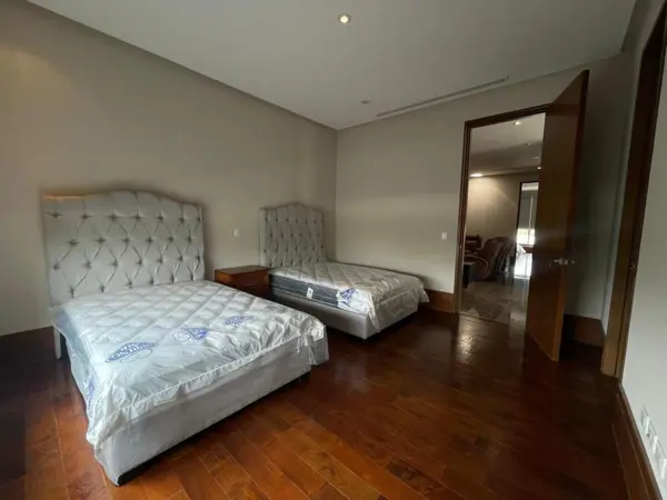 Casa en venta en Del Valle, San Pedro Garza García — foto 3 de 12