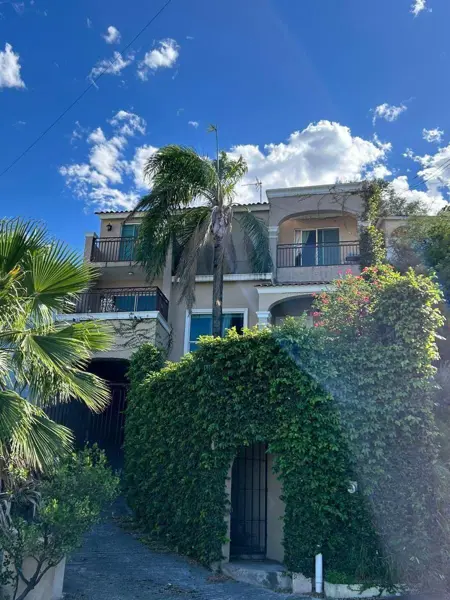 Casa en venta en Las Cumbres, Monterrey, Nuevo León