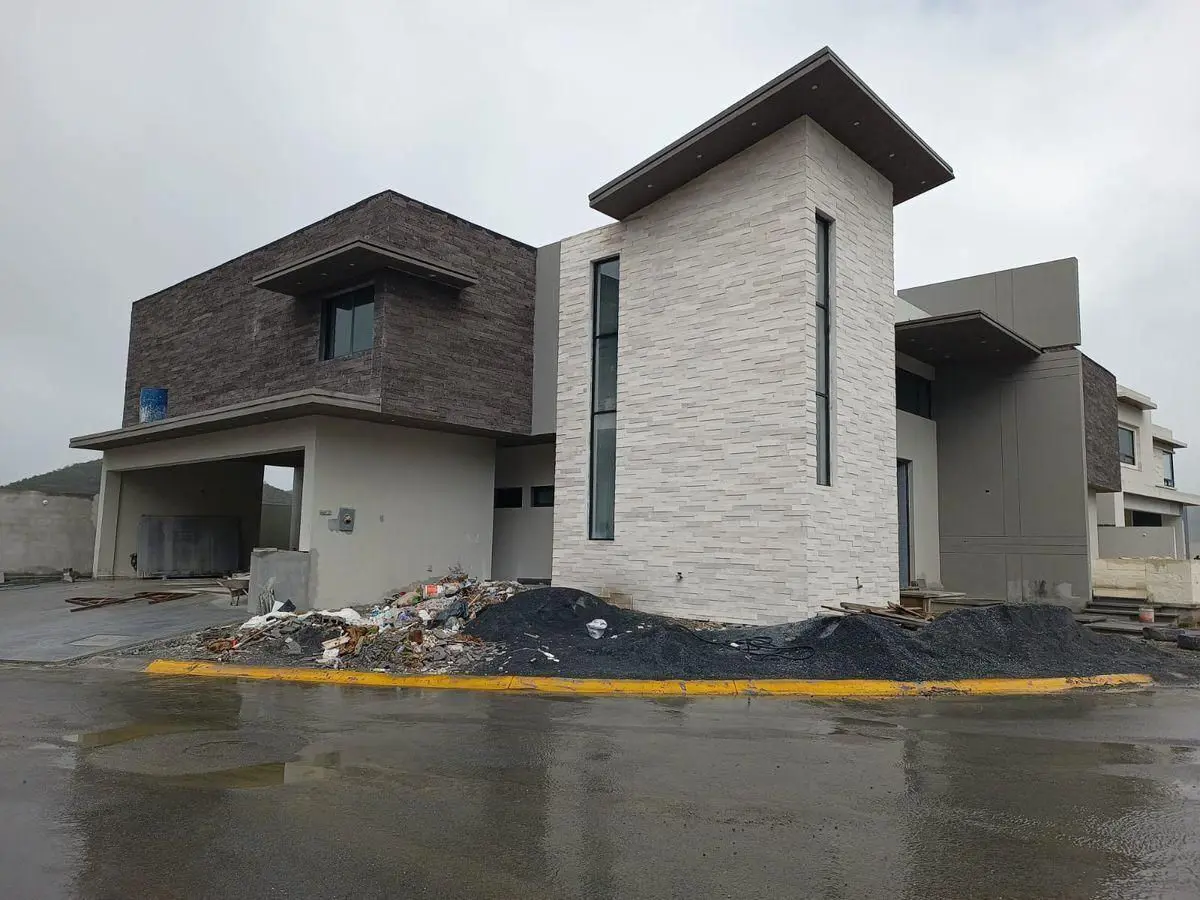 Casa en venta en Sierra Alta, Monterrey — foto 1 de 21