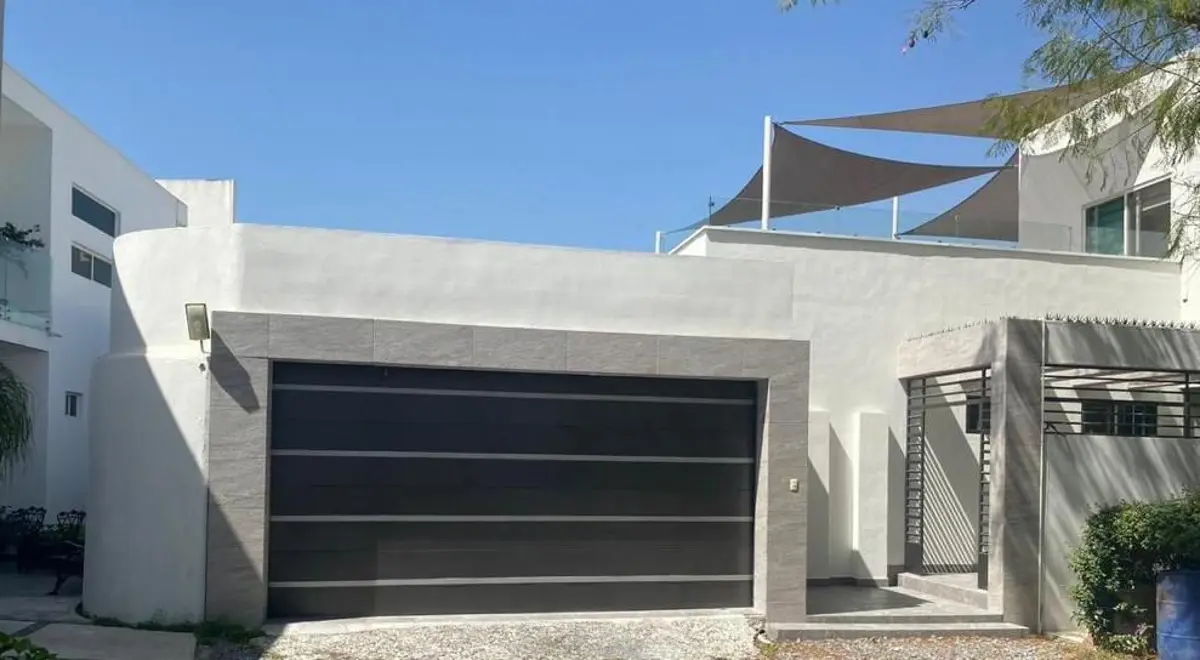 Casa en venta en La Estanzuela, Monterrey — foto 1 de 28