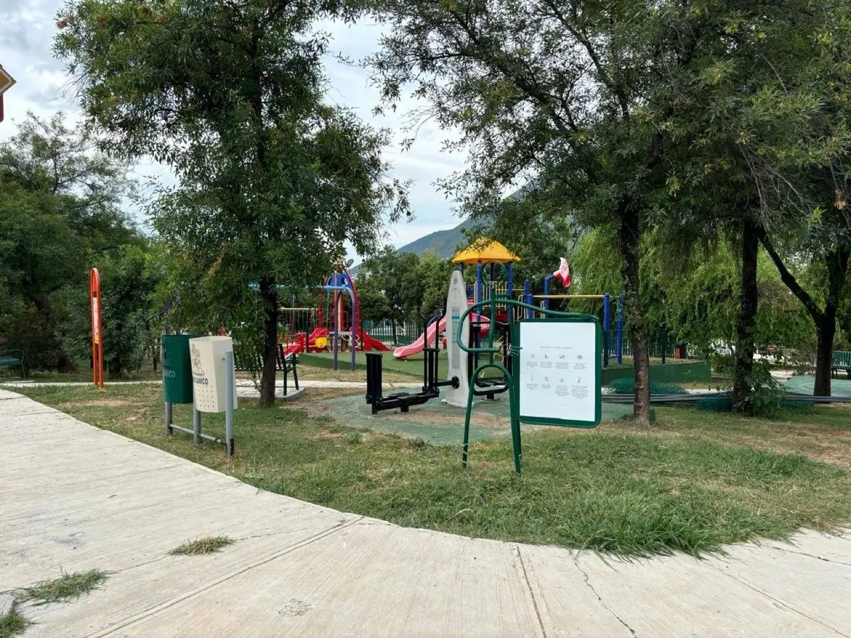 Casa en venta en Bosques de Satelite, Monterrey — foto 1 de 25