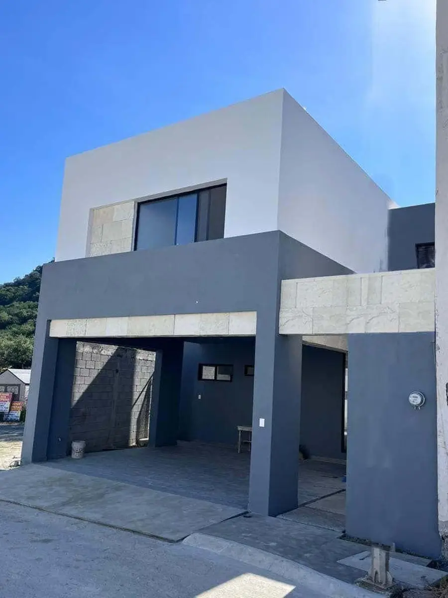 Casa en venta en Cumbres de Santiago, Santiago — foto 1 de 15