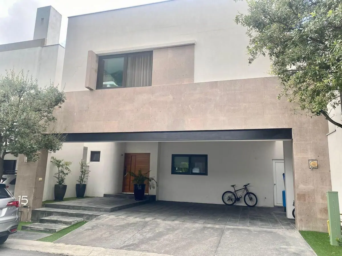 Casa en venta en Residencial Olinca, Santa Catarina — foto 1 de 15