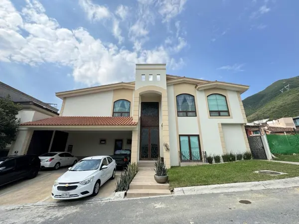 Casa en venta en Monterrey Centro, Monterrey — foto 2 de 16