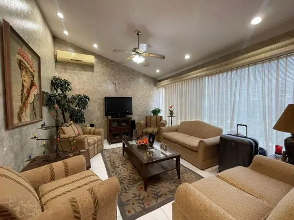 Casa en venta en Veredalta, San Pedro Garza García — foto 2 de 11
