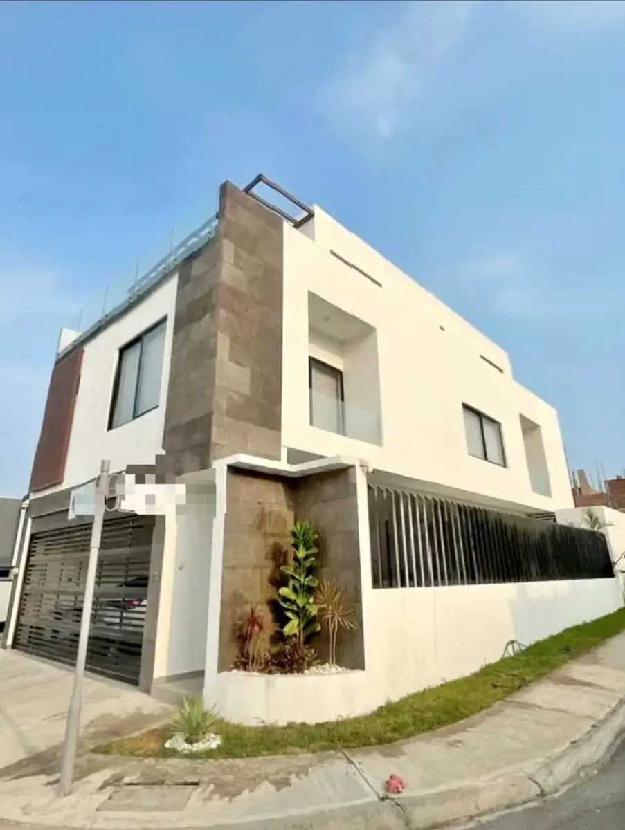Casa en venta en Lomas de la Rioja, Alvarado — foto 1 de 8