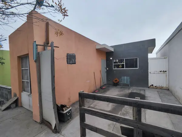 Casa en venta en Valle de San Blas, García — foto 2 de 9