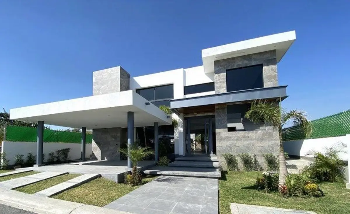 Casa en venta en Lomas de Cocoyoc, Atlatlahucan — foto 1 de 17