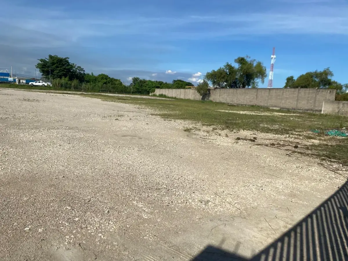 Terreno en renta en Anacleto Canabal 1ra. Sección, Centro — foto 1 de 5