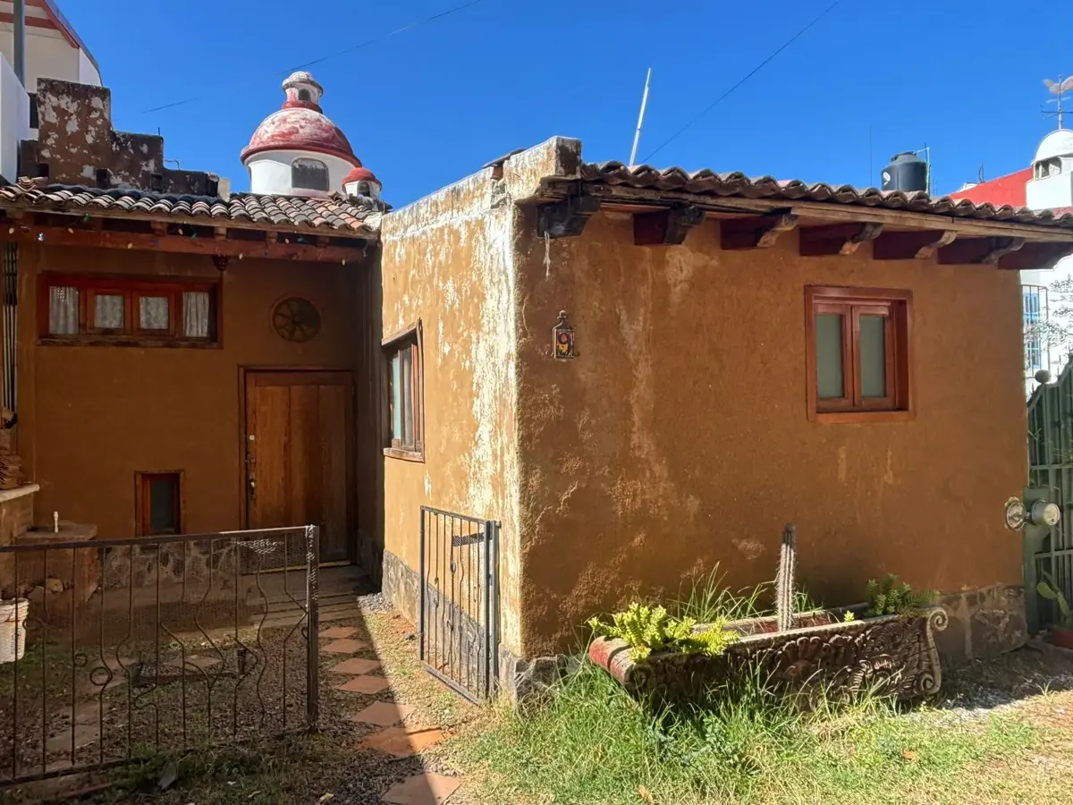 Casa en venta en Villas del Sol, Pátzcuaro — foto 1 de 30