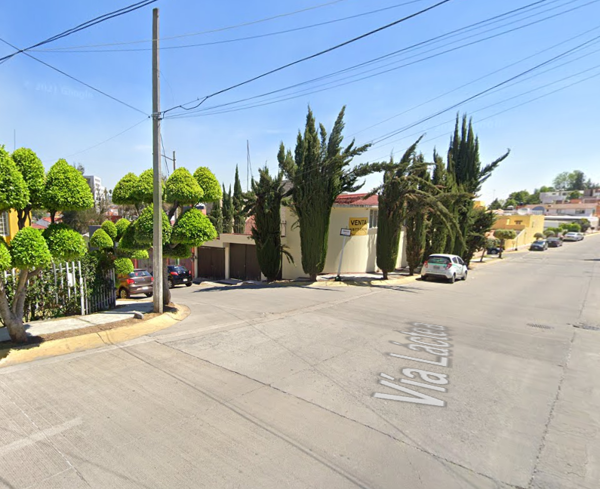 Casa en venta en Jardines de Satelite, Naucalpan de Juárez — foto 3 de 11