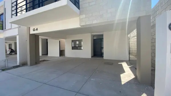 Casa en venta en Residencial Senderos, Torreón — foto 2 de 12