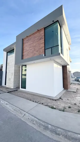 Casa en venta en Los Viñedos, Torreón — foto 2 de 45