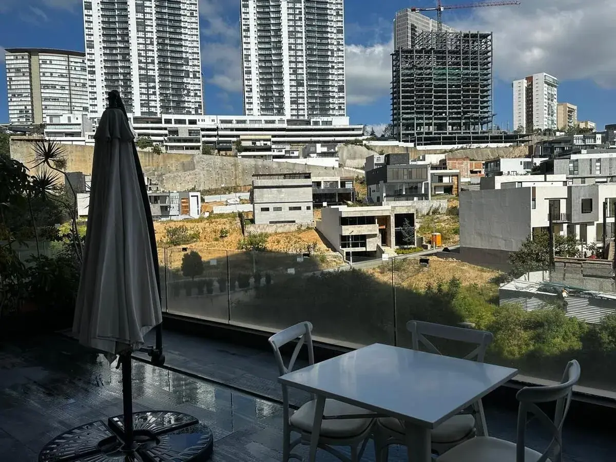 Departamento en venta en Bosque Real, Huixquilucan — foto 1 de 23