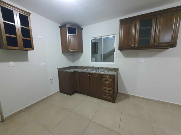 Casa en renta en La Rioja, Piedras Negras — foto 2 de 6