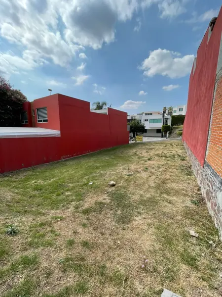 Terreno en venta en Lomas de Angelópolis, San Andrés Cholula — foto 2 de 3