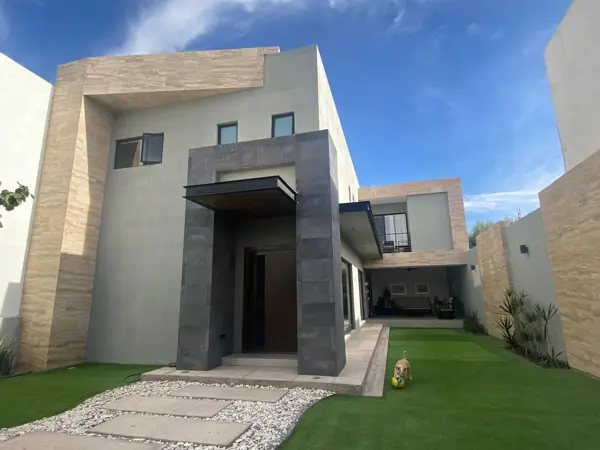 Casa en venta en Real del Nogalar, Torreón — foto 2 de 29