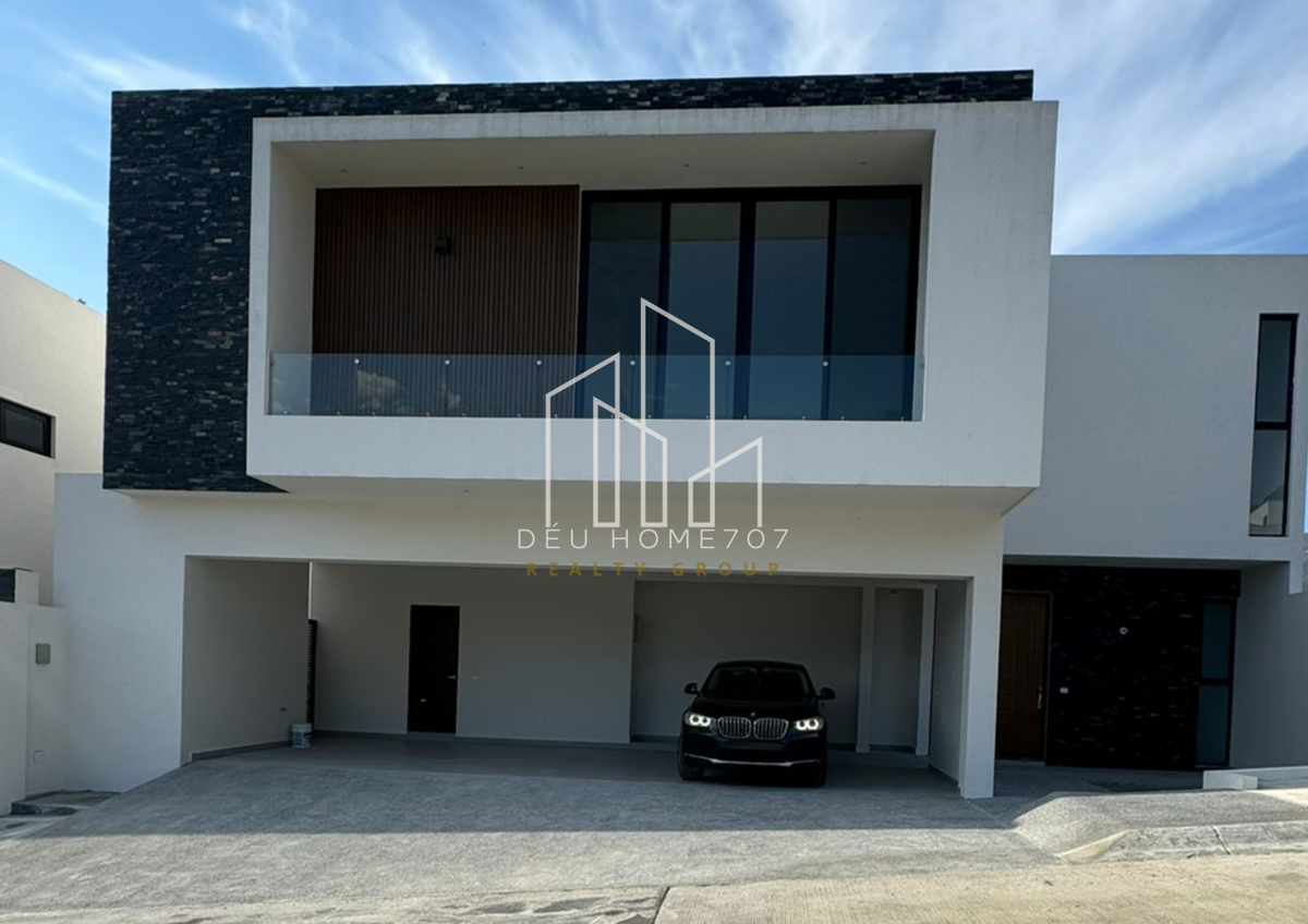 Casa en venta en Pedregal de la Montaña, Monterrey — foto 1 de 19