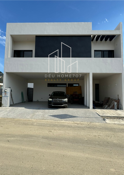 Casa en venta en Pedregal de la Montaña, Monterrey, Nuevo León