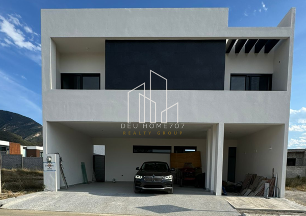 Casa en venta en Pedregal de la Montaña, Monterrey — foto 2 de 7