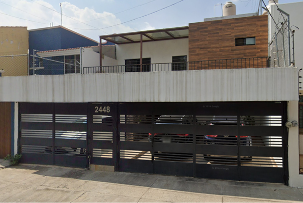 Casa en venta en Bosques de La Victoria, Guadalajara, Jalisco