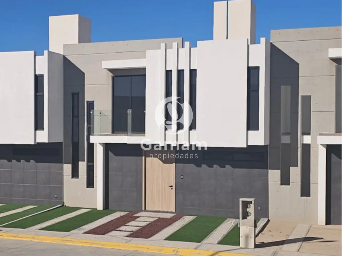 Casa en venta en Lomas del Portezuelo, Mineral de la Reforma — foto 1 de 17