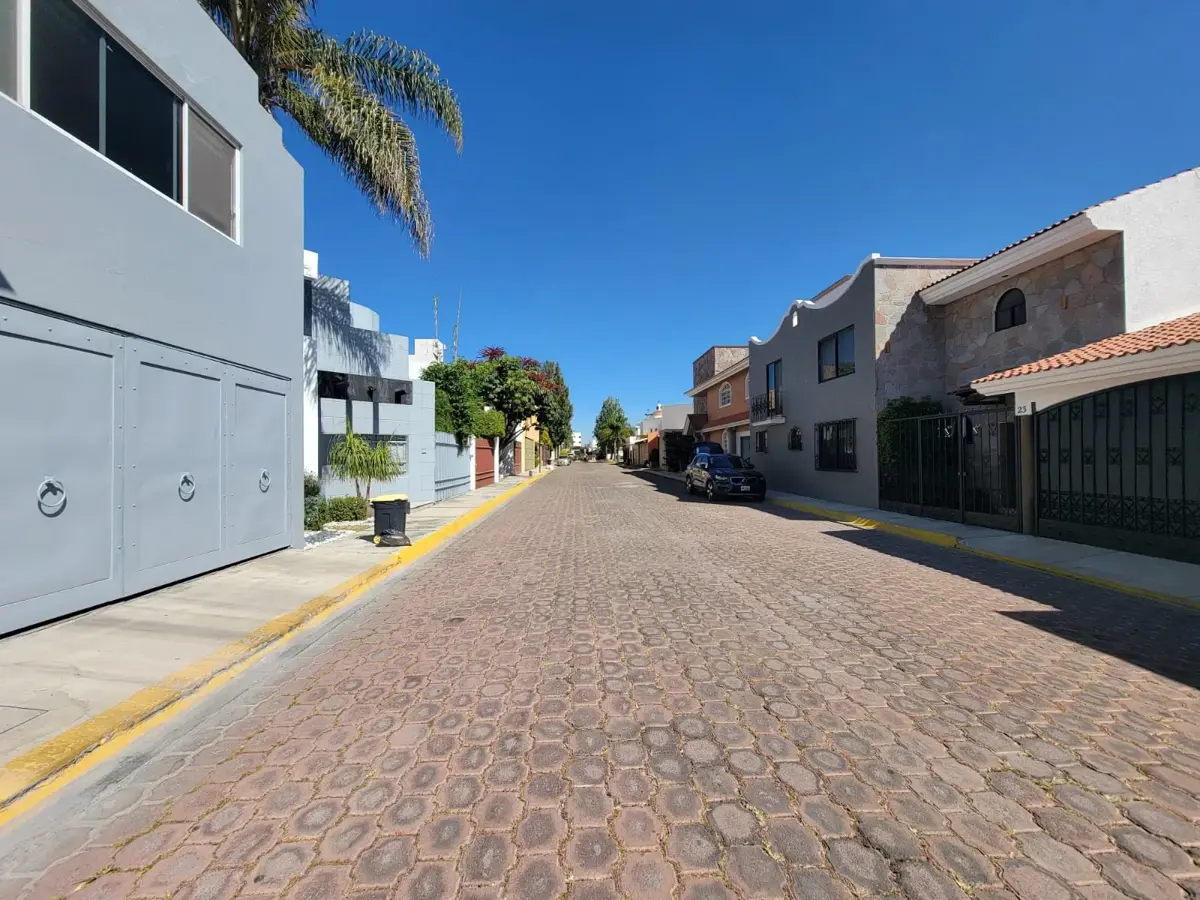 Casa en venta en Residencial Camino Real, San Andrés Cholula — foto 1 de 24