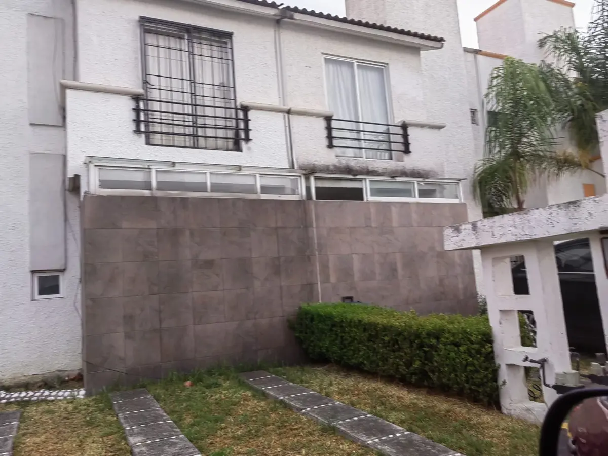 Casa en renta en Bosques de Cantabria, Toluca — foto 1 de 21
