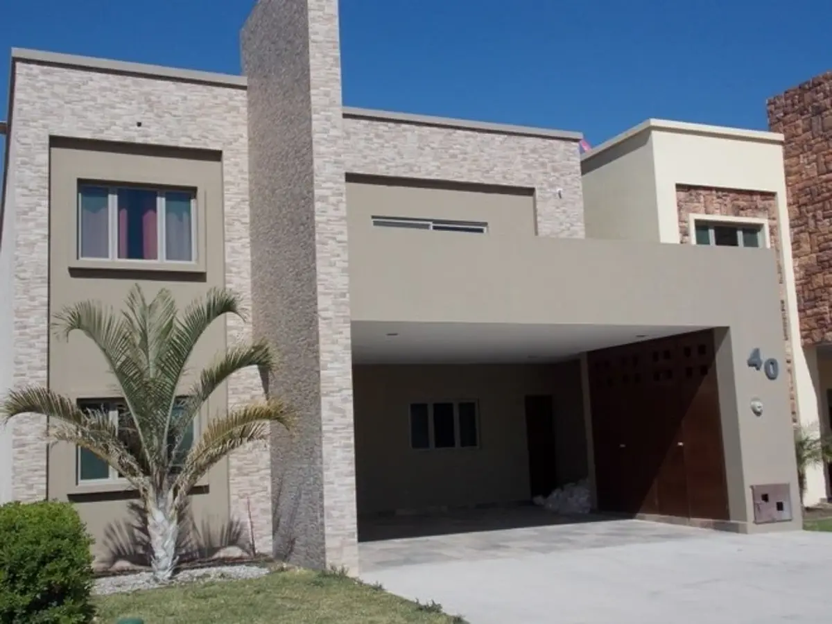Casa en renta en Las Acacias, Torreón — foto 1 de 35
