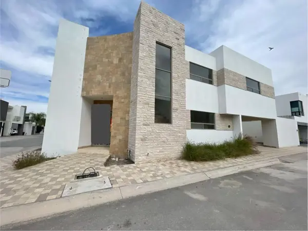 Casa en venta en Los Viñedos, Torreón — foto 2 de 19