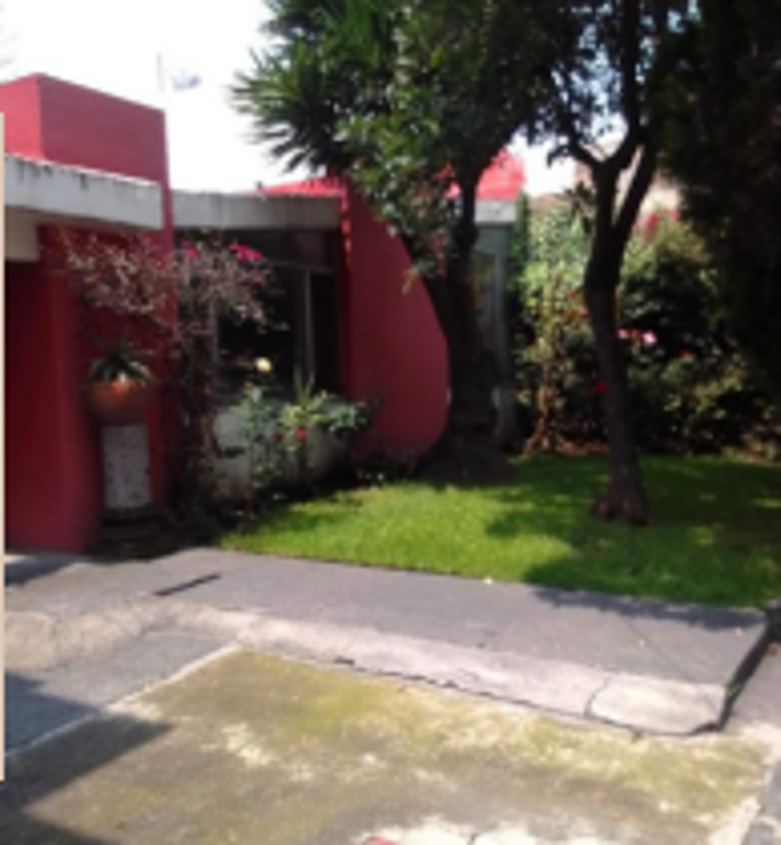 Casa en venta en Lomas de Tecamachalco, Naucalpan de Juárez — foto 1 de 2
