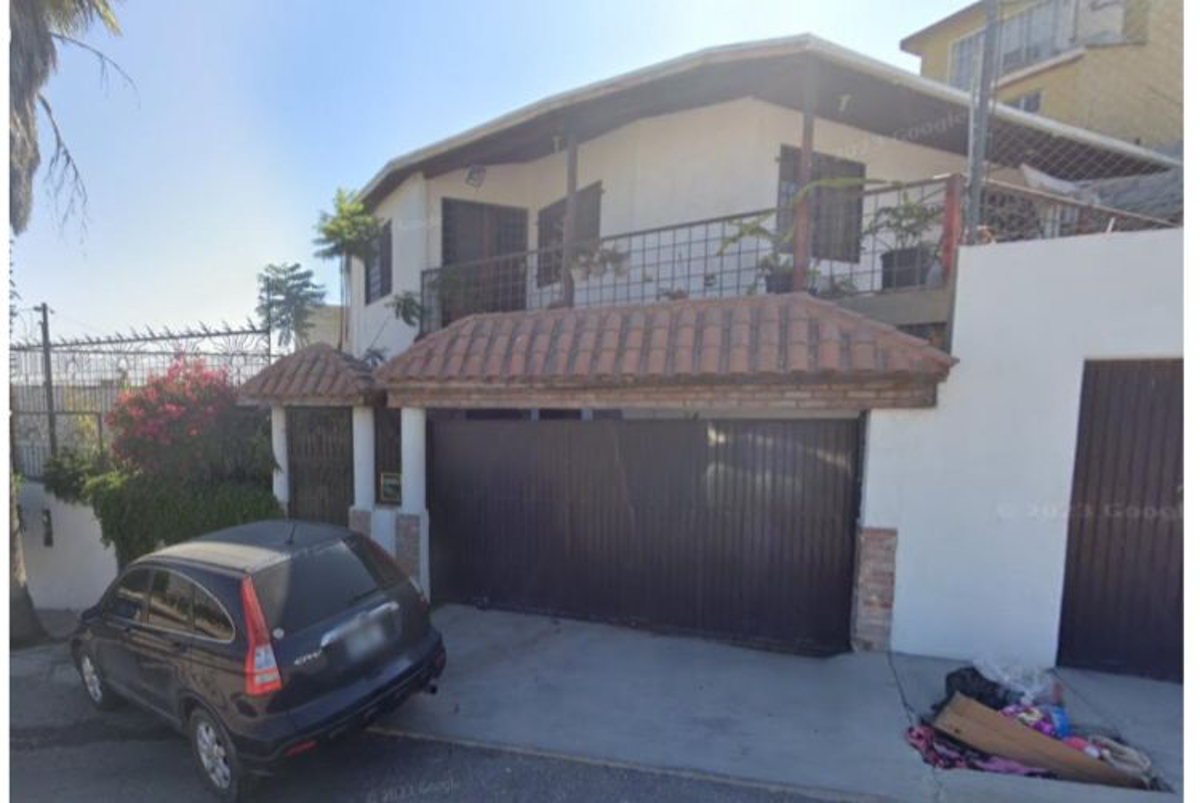 Casa en venta en Villa Fontana IX, Tijuana — foto 1 de 7