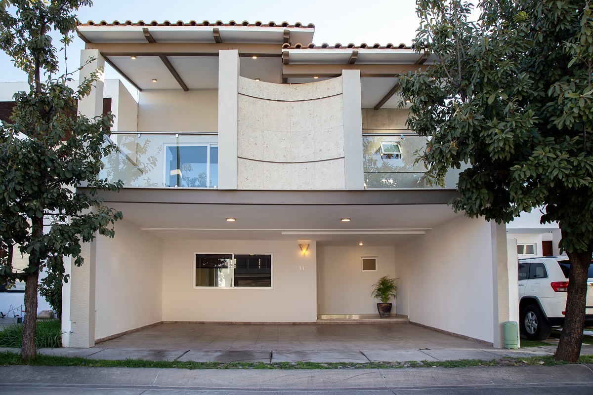 Casa en venta en Sierra Nogal, León — foto 1 de 34