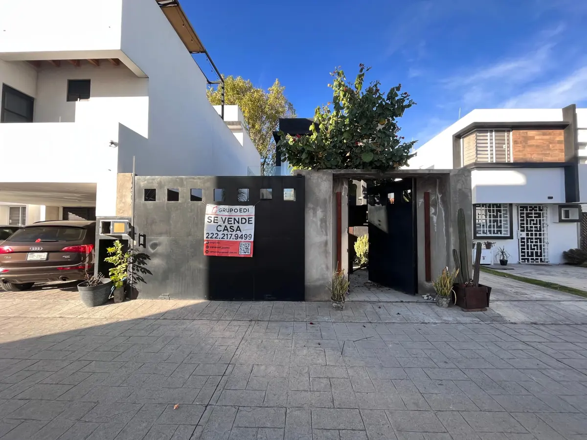 Casa en venta en San Juan Cuautlancingo, Cuautlancingo — foto 1 de 15