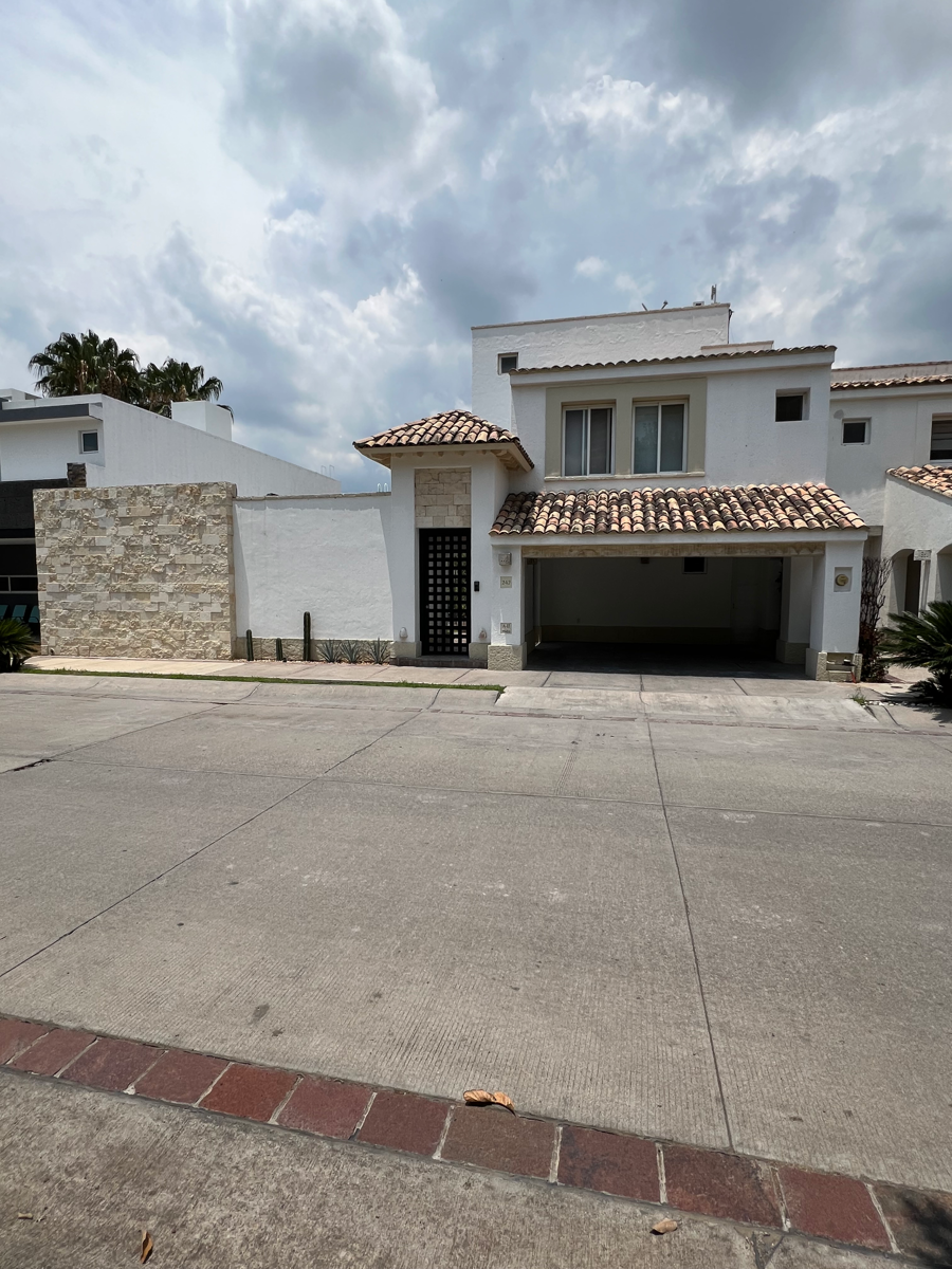 Casa en venta en Residencial Punta del Este, León — foto 1 de 21