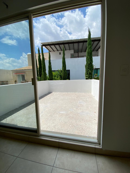 Casa en venta en Residencial Punta del Este, León — foto 2 de 20